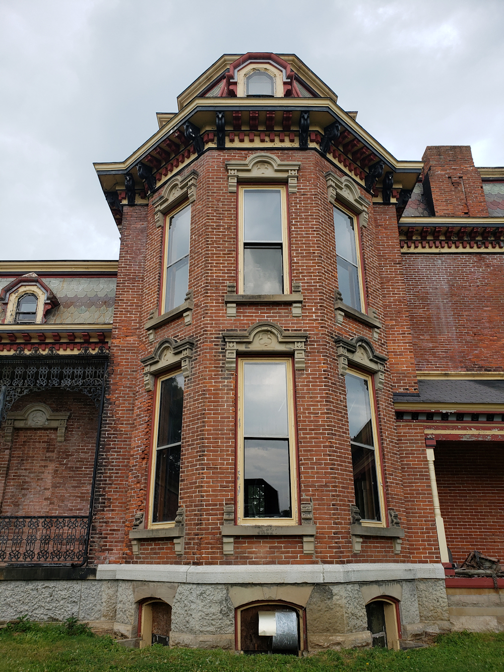 Main Haunted General Asahel Stone Mansion